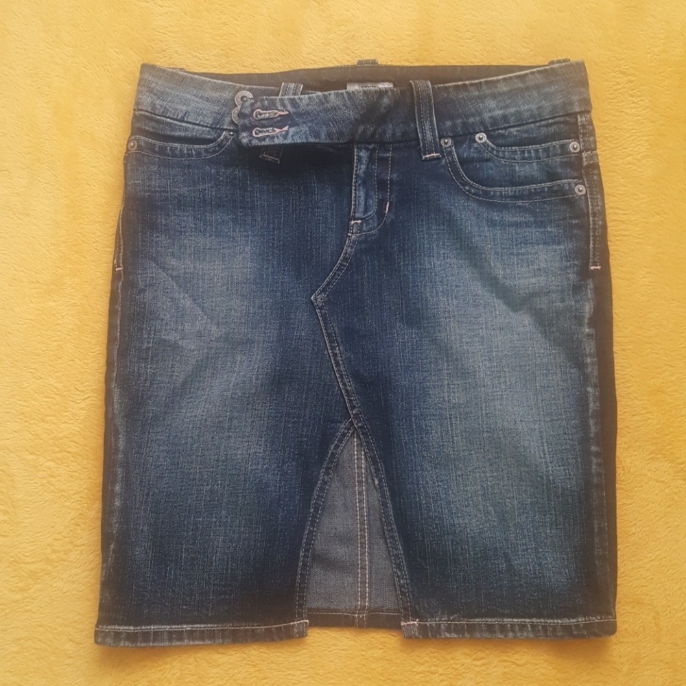 Guess denim skirt